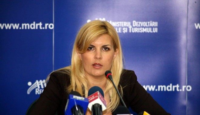 Câți bani vin de la Elena Udrea pentru județul Constanța - elenaudrea-1323122590.jpg