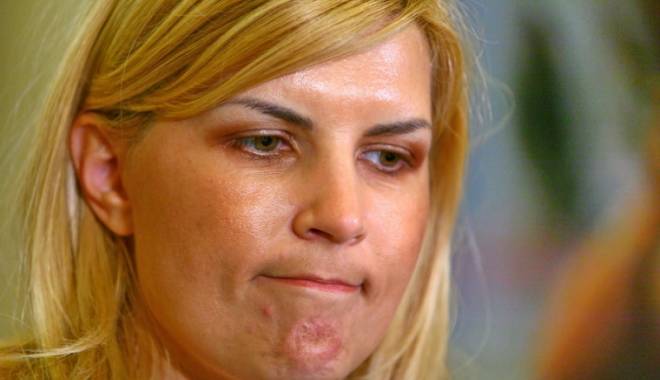 Elena Udrea, DUSĂ CU MANDAT LA DNA - elenaudrea-1422522933.jpg