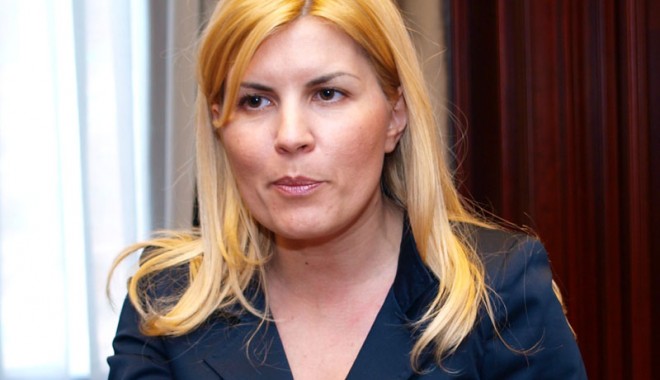 Ce spune Elena Udrea despre unificarea dreptei - elenaudrea153-1382550906.jpg