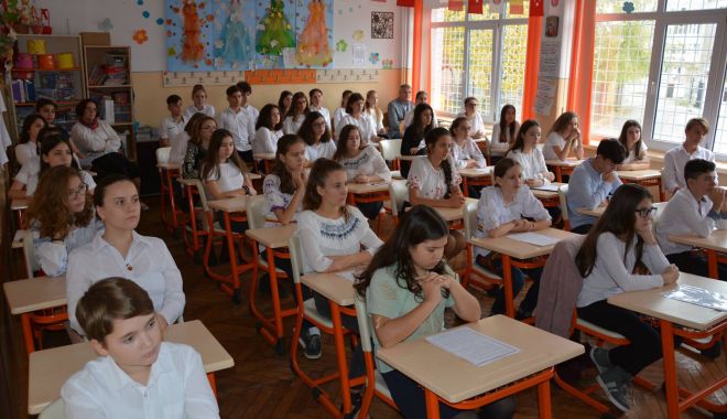 Elevii constănțeni învață să 