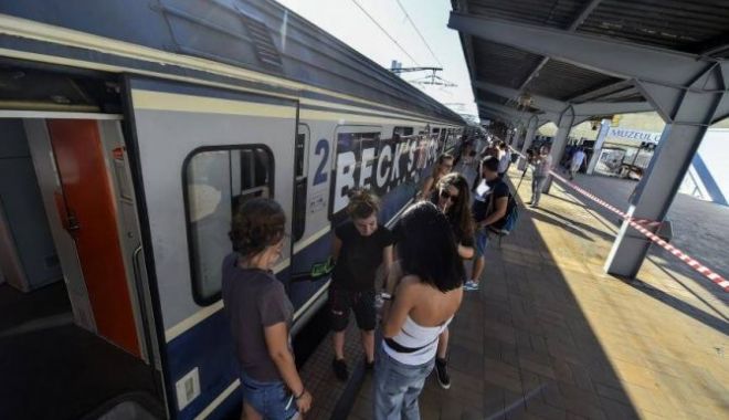 CFR Călători: Elevii vor beneficia de legitimații de călătorie gratuite sau cu reducere, din 3 septembrie