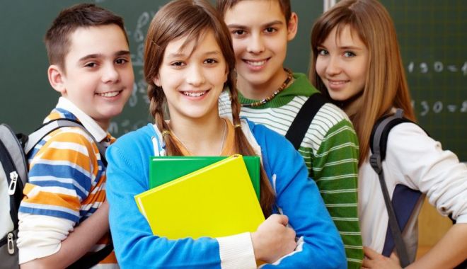 O nouă disciplină ar putea deveni obligatorie pentru elevii din învățământul preuniversitar - elevi1000x500-1551960184.jpg