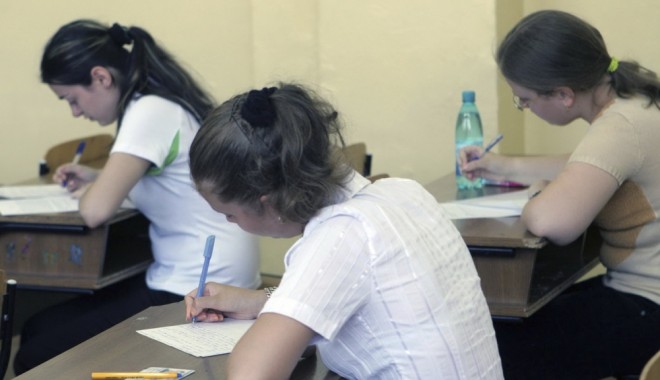 Cum va arăta ANUL ȘCOLAR 2013-2014. Vești bune pentru elevi! - elevi21366588343-1369391854.jpg