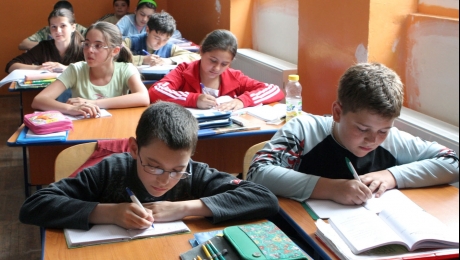 Care sunt noutățile anului școlar 2011 - 2012. Ce vor învăța elevii în săptămâna 
