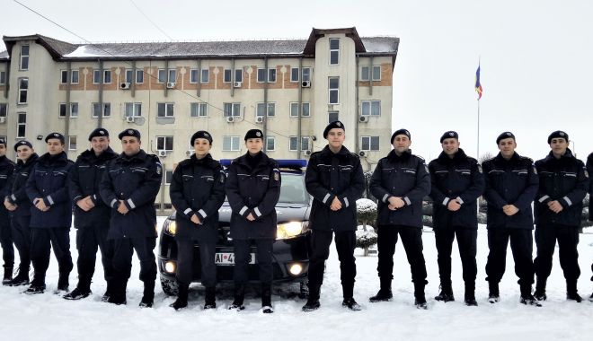 Elevi de la școlile militare de subofițeri, în practică la Jandarmeria Constanța - elevidelajandarmi-1546932979.jpg