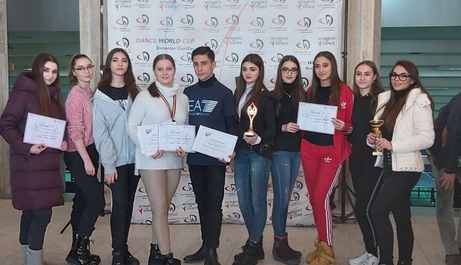 Elevii Colegiului de Arte Constanța s-au întors acasă cu noi premii - eleviicolegiului-1582320851.jpg