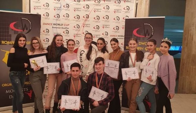 Elevii de la Colegiul 