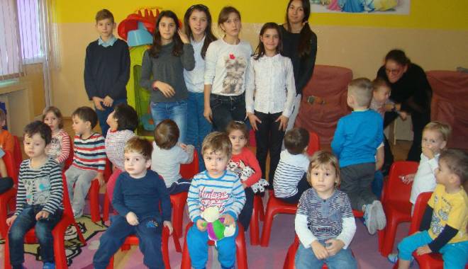 Elevii de la Școala 