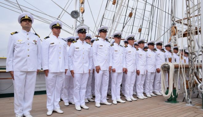 Elevii militari au primit botezul marinăresc - eleviimilitariauprimitbotezul1-1564523084.jpg