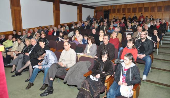 Elevii pot afla adevărul despre comunism de la deținuții politici - eleviipotafla-1424197028.jpg
