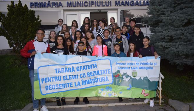 Elevii premianți ai Mangaliei, în tabere gratuite oferite de municipalitate - eleviipremianti-1566239552.jpg