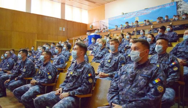 Elevii Şcolii Militare de Maiştri, informaţi despre oportunităţile de carieră în cadrul unităţilor fluviale - eleviiscoliimilitare-1621444333.jpg