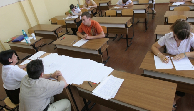 Elevii solicită restructurarea examenului de bacalaureat!  