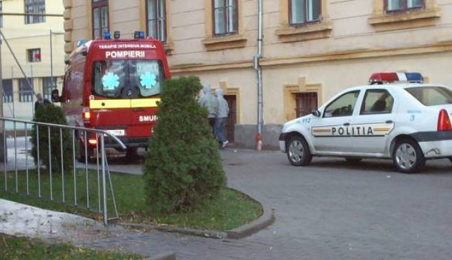 Anchetă, după ce un elev a murit la școală - elevmortscoalasurdomuti3728x336-1450338847.jpg