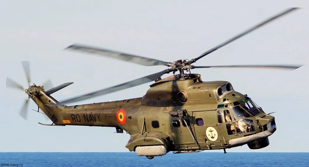 RO-Alert în Tulcea după detectarea unor ținte aeriene. Elicopter Puma pregătit să intervină - elicopter-1783752357.webp