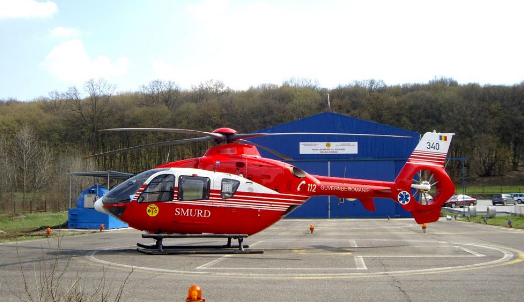 Un bărbat în vârstă de 72 de ani, din Cernavodă, transferat la spital cu elicopterul - elicopter007007-1722431401.jpg