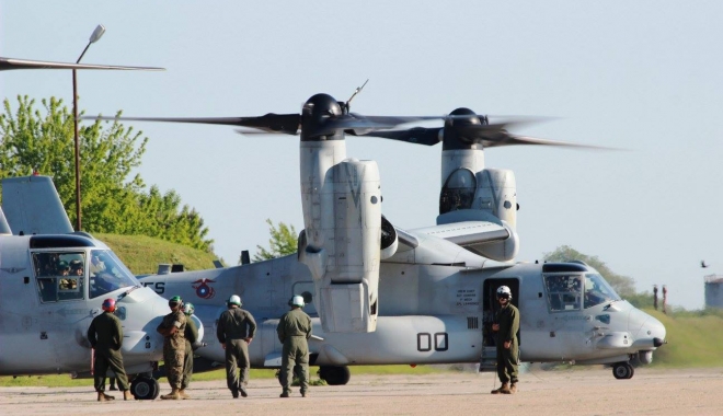 Ca-n filme! Ce elicoper au adus americanii pe Aeroportul Mihail Kogălniceanu - elicopter2-1463137734.jpg