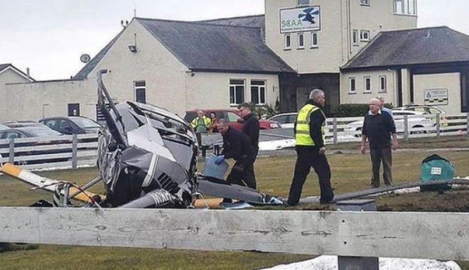 Incidentele aviatice se țin lanț. Un elicopter s-a prăbușit pe Aeroportul Perth - elicopterprabusit289291400-1520942803.jpg