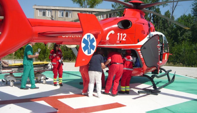 50 de persoane salvate cu elicopterul SMURD în ultimele zile - elicoptersmurd6-1377011109.jpg