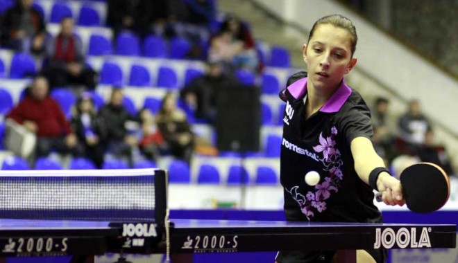 Campionatul European de tenis de masă pe echipe. Eliza Samara și compania, doar locul 7 - eliza-1411921063.jpg
