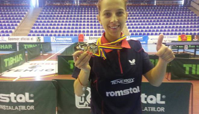 Eliza Samara a cucerit trei medalii de aur la Naționalele de seniori - elizasamara2-1425831661.jpg
