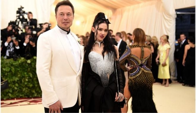 Elon Musk și cântăreața Grimes s-au despărțit după trei ani de relație - elonmusk-1632500469.jpg