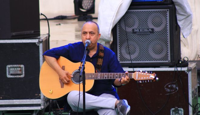 Emeric Imre și Jimi El Laco cântă la Costinești - emeric1-1562618230.jpg