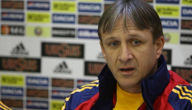 Fotbal / Emil Săndoi s-a despărțit de Naționala de tineret! - emilsandoilarfilovitcupumniisipi-1376917254.jpg