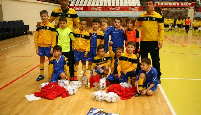 Fotbal: CSM Focșani, campioana națională a Memorialului Ene - enefocsanisursafacebookcom1-1419166949.jpg