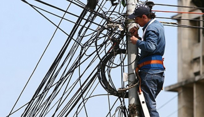 Lucrări ENEL. Află aici unde se va opri curentul electric mâine - enel1349683340-1353600565.jpg