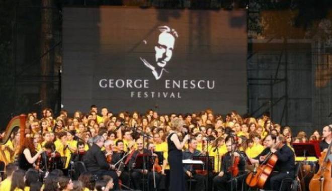 Ce surpriză a pregătit Festivalul George Enescu la final - enescu-1442783248.jpg
