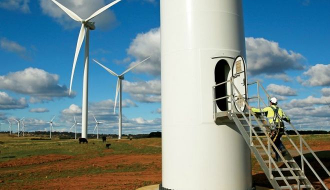 Energia eoliană a asigurat vineri 20% din consumul de electricitate din România - eoliene-1546679427.jpg