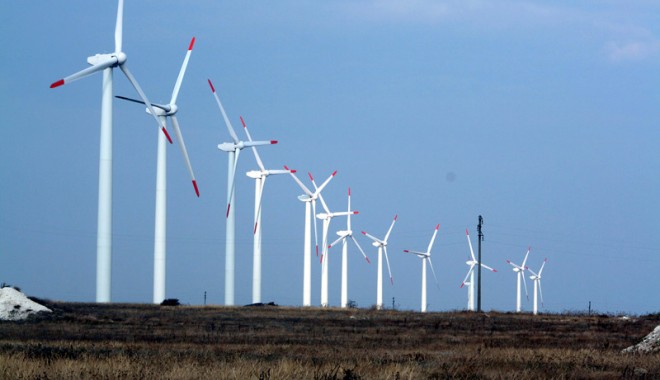 Guvernul dă o gură de oxigen industriei și populației - eoliene1356525277-1370357626.jpg