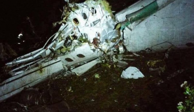 Prăbușirea avionului cu sportivi în Columbia a fost un ASASINAT - epava-1481355211.jpg