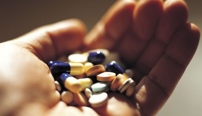 Epidemie de meningită creată de medicamente infectate - epidemiecreatademedicamente-1349712466.jpg