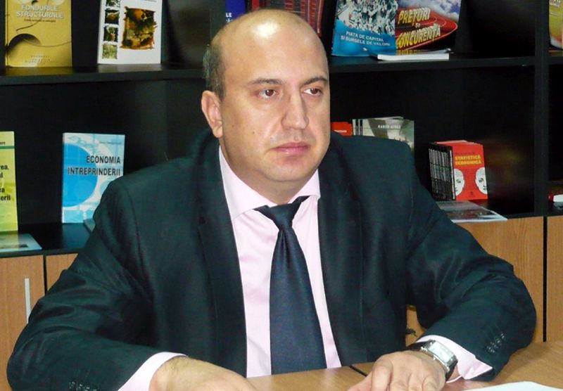Fostul rector de la Ovidius, Dănuţ Tiberius Epure, deschide ambele liste de consilieri ale SOS România, la Constanţa - epure-1714336247.jpg
