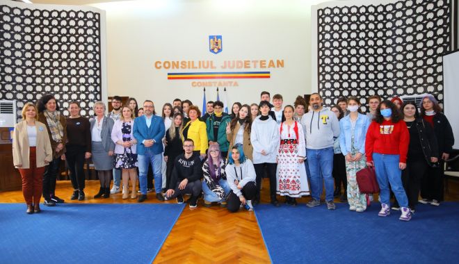 Elevi și profesori din străinatate, vizită la Primăria Constanța