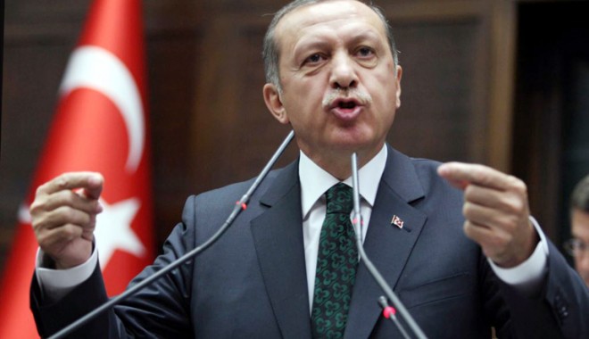 Premierul turc promite piscine separate pentru bărbați și femei - erdogan-1377604478.jpg