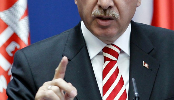 Erdogan creează o nouă polemică în Turcia - erdogan-1383661213.jpg