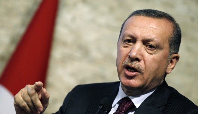 Turcia/ Erdogan își anunță victoria și promite să se răzbune pe adversarii săi - erdogan-1396251007.jpg