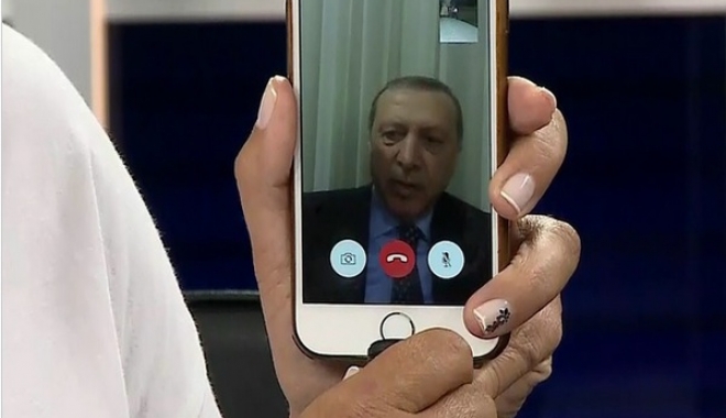 Doi profesori români, reținuți în Turcia pentru că ar fi participat la tentativa de lovitură de stat - erdogan-1471446566.jpg