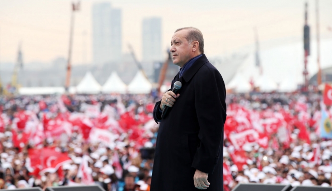 Erdogan anunță începerea procedurilor pentru introducerea pedepsei cu moartea - erdogan-1492419486.jpg