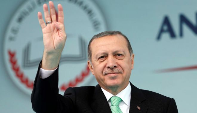Erdogan l-a numit în funcția de ministru al Finanțelor pe ginerele său - erdogan-1531229633.jpg