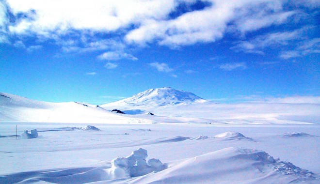 Oceanic Club Constanța, expediție în Antarctica - erebus-1350246881.jpg