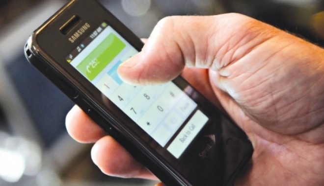 Escrocii prin telefon au 