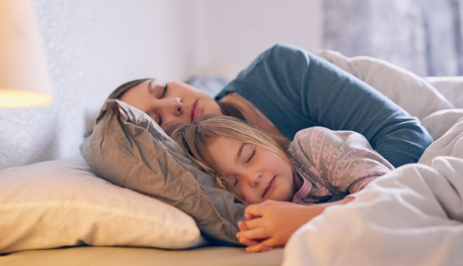 Este benefic sau nu să dormiți împreună cu copilul? - estebeneficsaunu1-1638117223.jpg