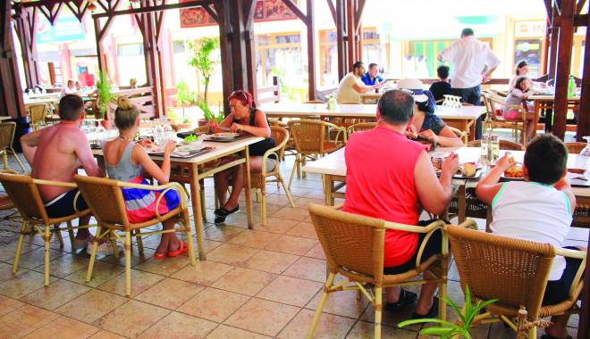 Restaurant Estival, alegerea perfectă pentru a servi o masă delicioasă - estival-1441027038.jpg