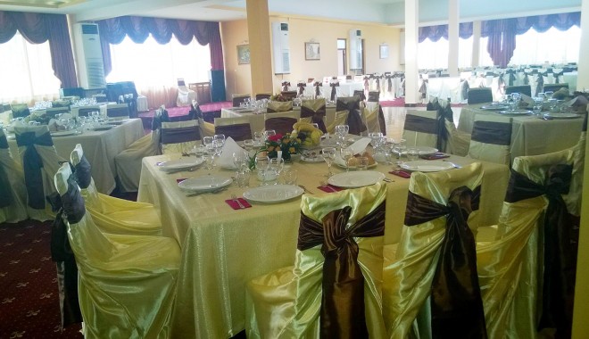 Locul perfect pentru evenimente speciale, situat pe malul mării - estival2-1411661371.jpg