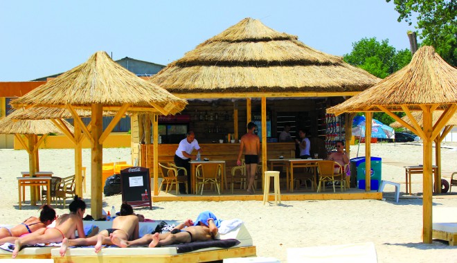 La Estival Beach poți comanda mâncare direct la șezlong - estivalbeach-1405513955.jpg