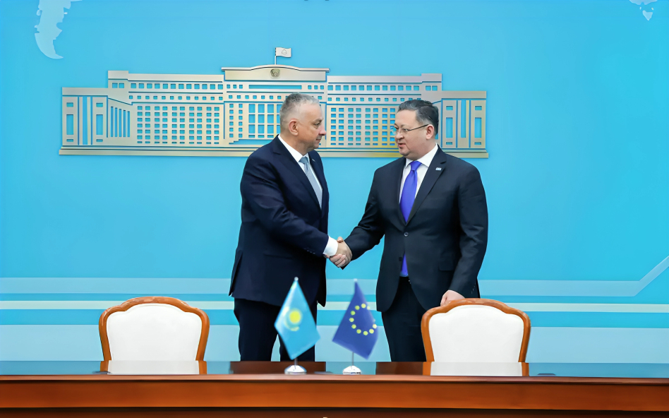 Kazahstanul și UE semnează un contract de 3 milioane de euro pentru furnizarea de materii prime - eu-tarrifs-kazinform-1741872827.jpg
